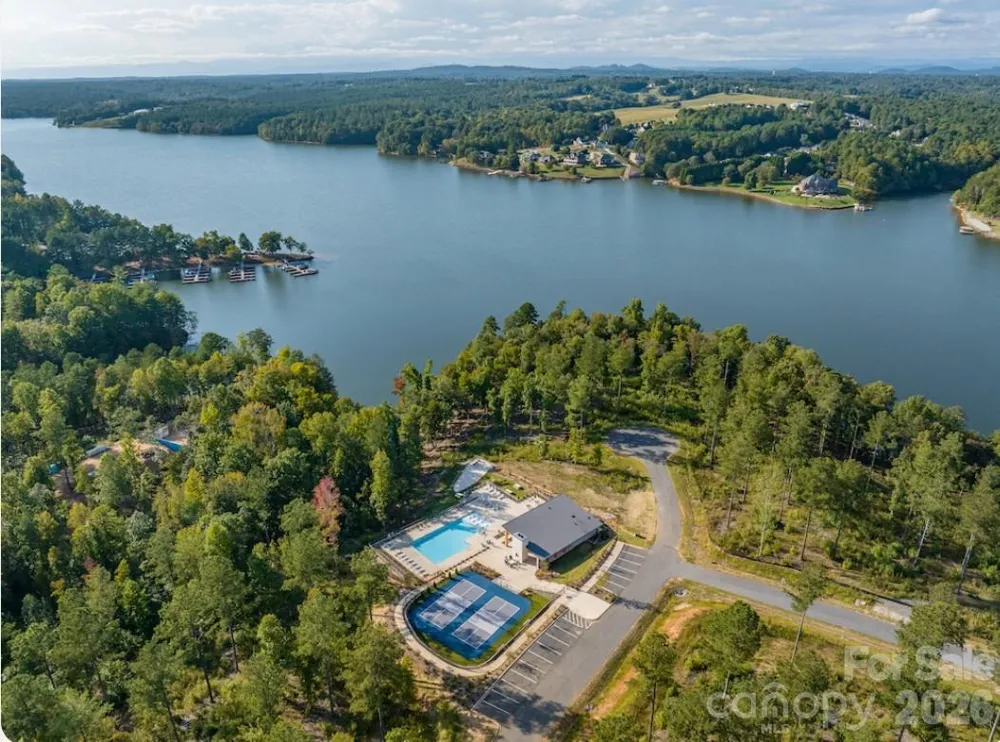 2281 Crestone Way #233 Connelly Springs, NC 28612