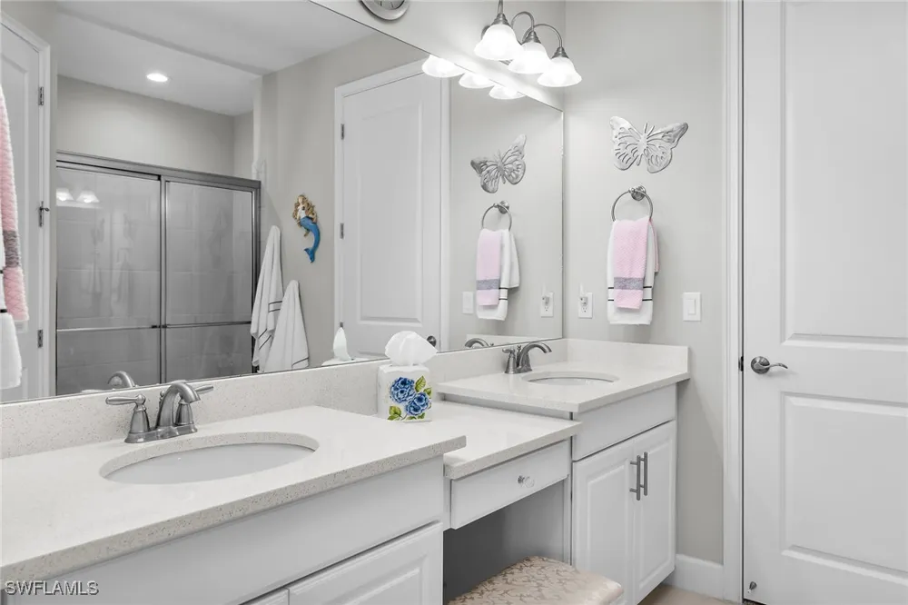 Calle Canovas Street Naples, FL 34114