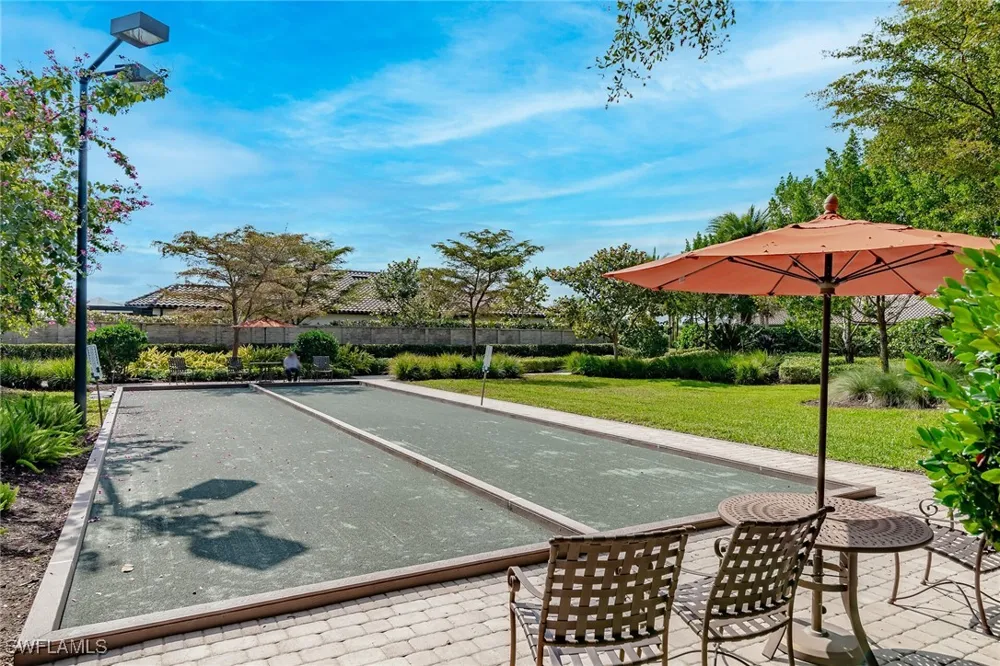 Calle Canovas Street Naples, FL 34114