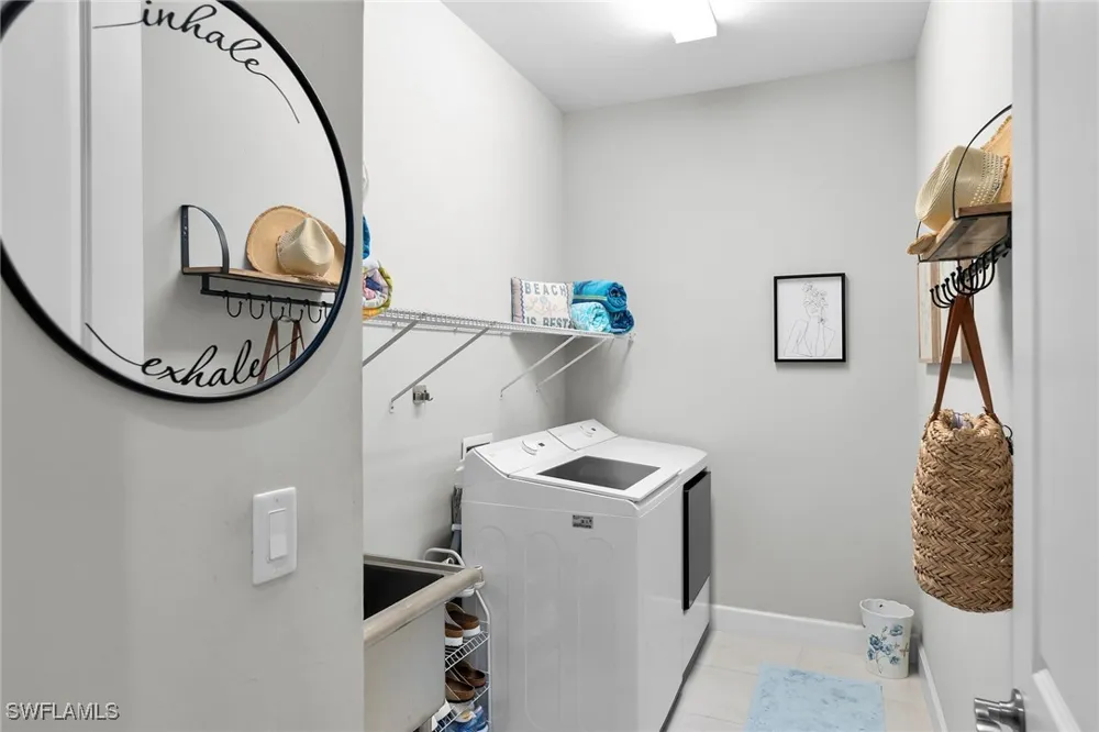 Calle Canovas Street Naples, FL 34114