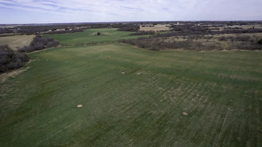 CR 440 De Leon, TX 76444