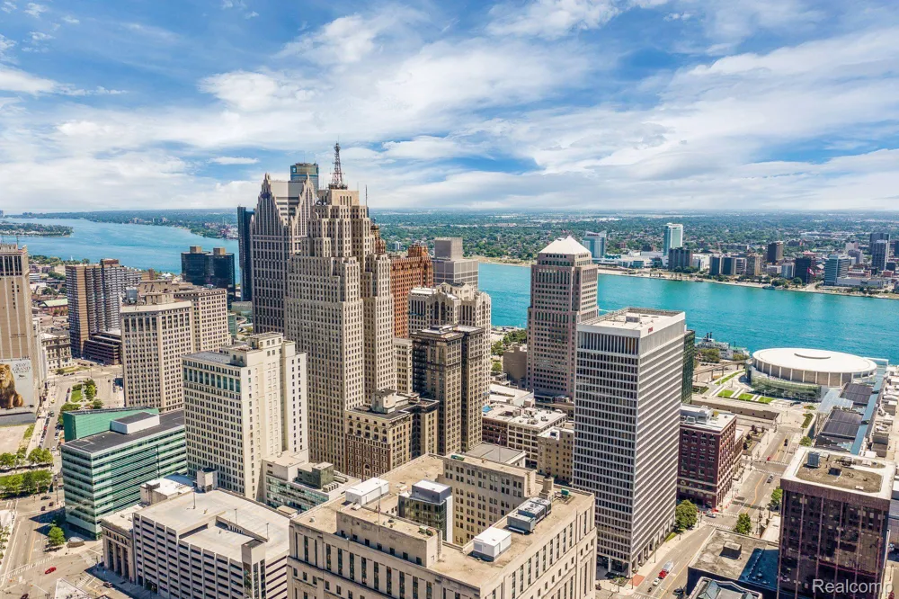 525 W Lafayette Boulevard #16B Detroit City, MI 48226
