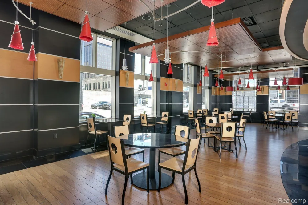 525 W Lafayette Boulevard #16B Detroit City, MI 48226