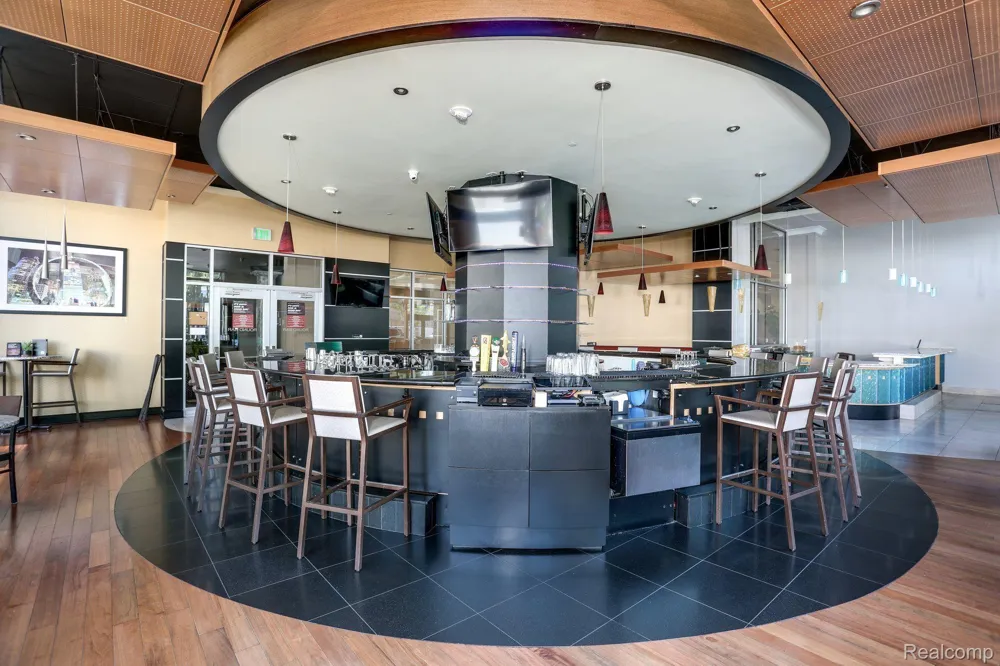525 W Lafayette Boulevard #16B Detroit City, MI 48226