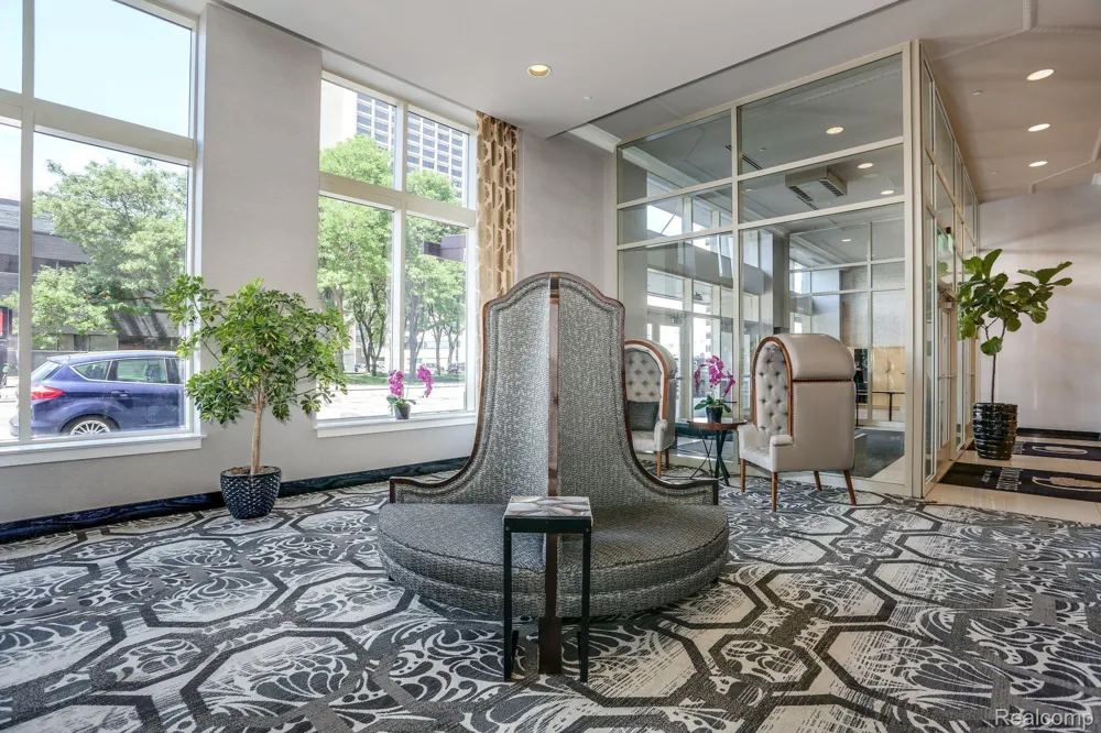 525 W Lafayette Boulevard #16B Detroit City, MI 48226