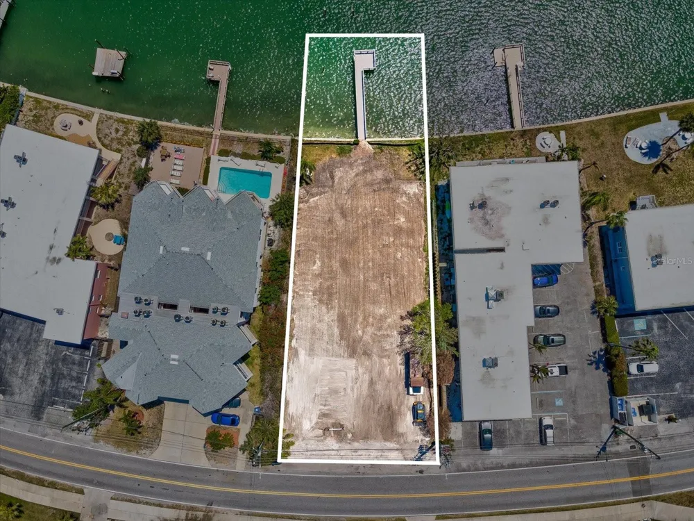 141 104TH AVENUE Treasure Island, FL 33706