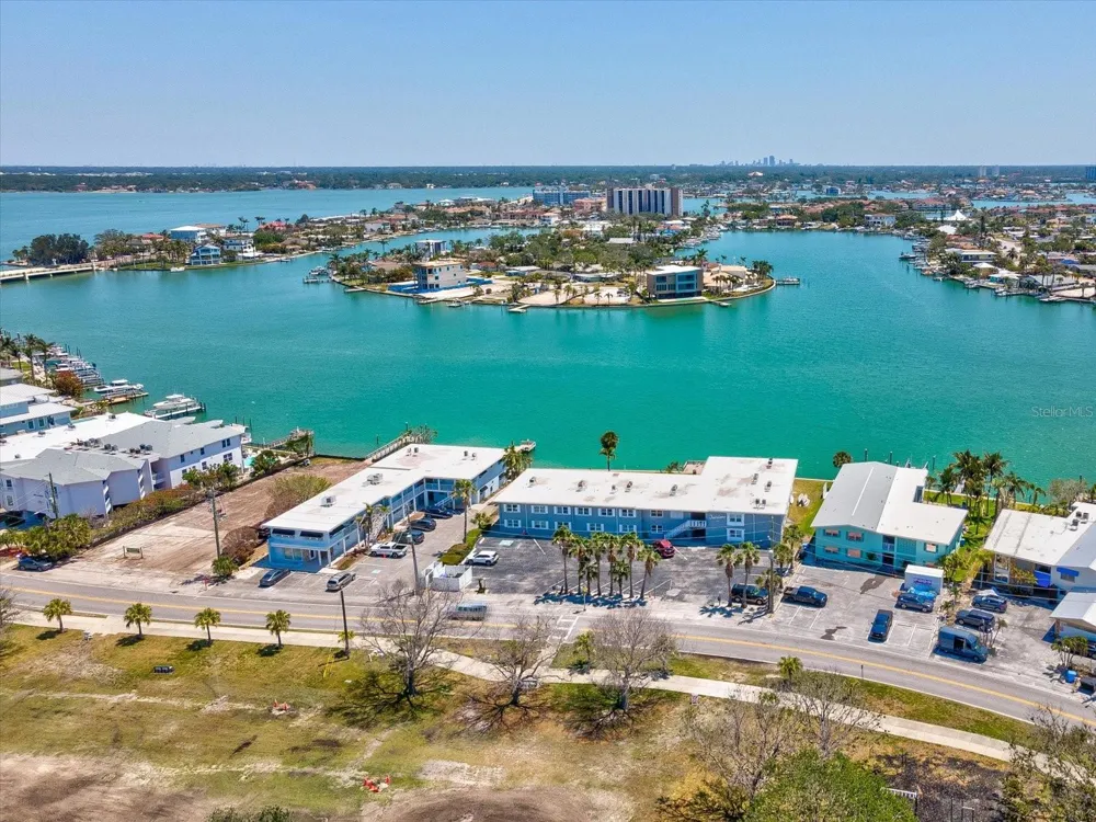 141 104TH AVENUE Treasure Island, FL 33706