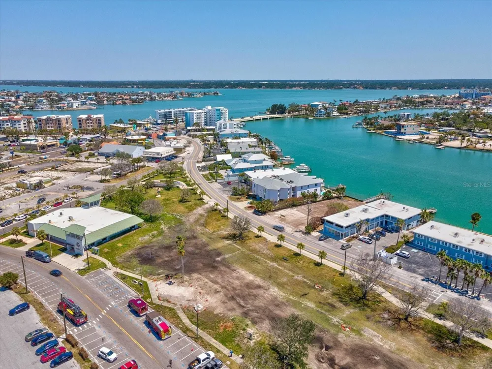 141 104TH AVENUE Treasure Island, FL 33706