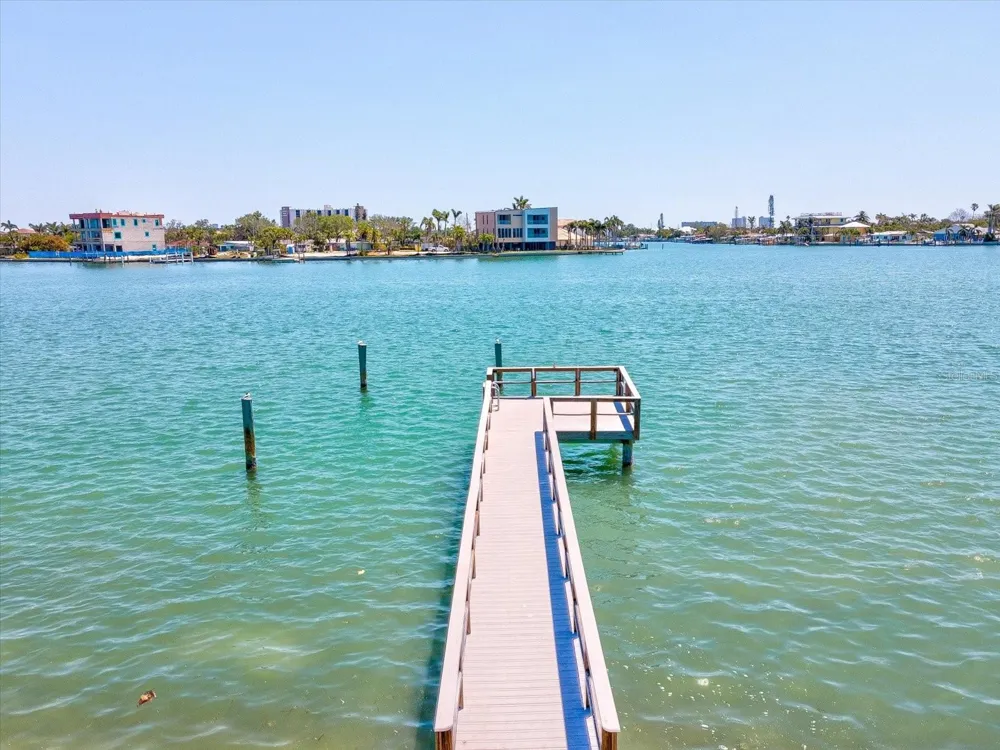 141 104TH AVENUE Treasure Island, FL 33706