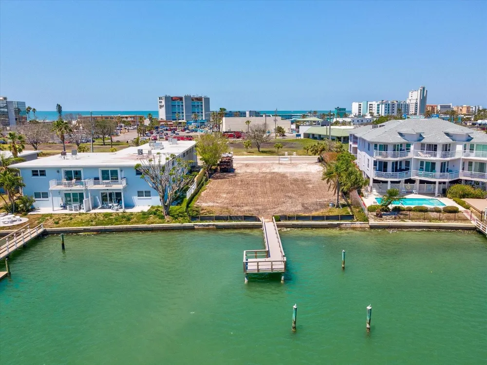 141 104TH AVENUE Treasure Island, FL 33706