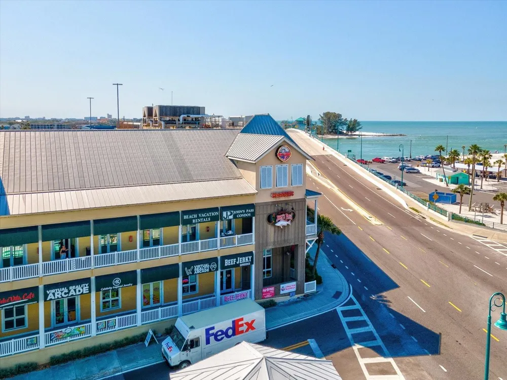 141 104TH AVENUE Treasure Island, FL 33706