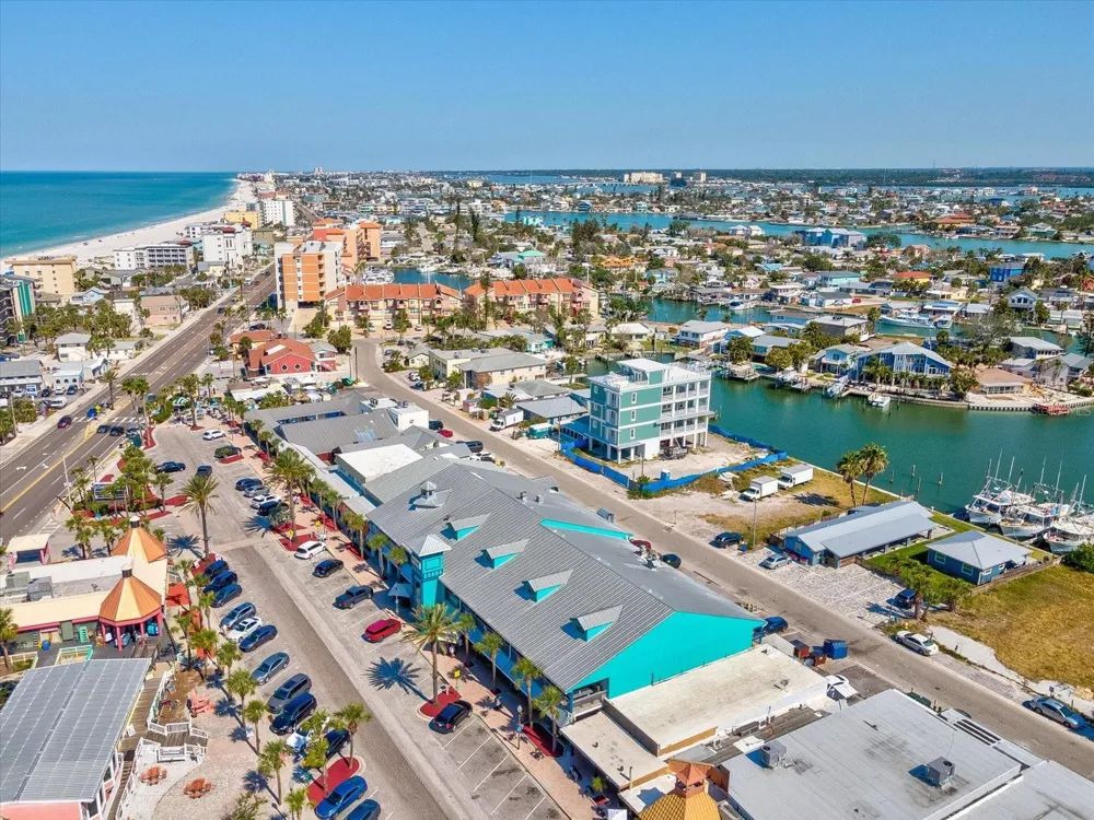 141 104TH AVENUE Treasure Island, FL 33706