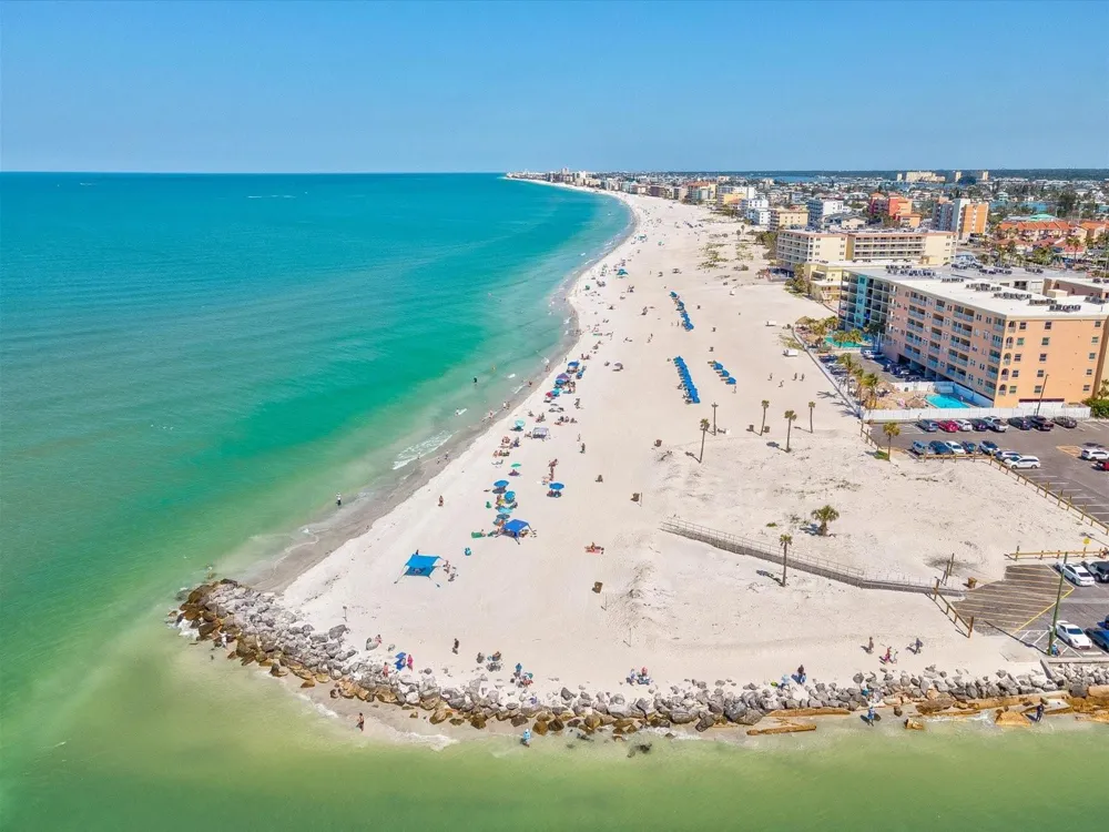 141 104TH AVENUE Treasure Island, FL 33706