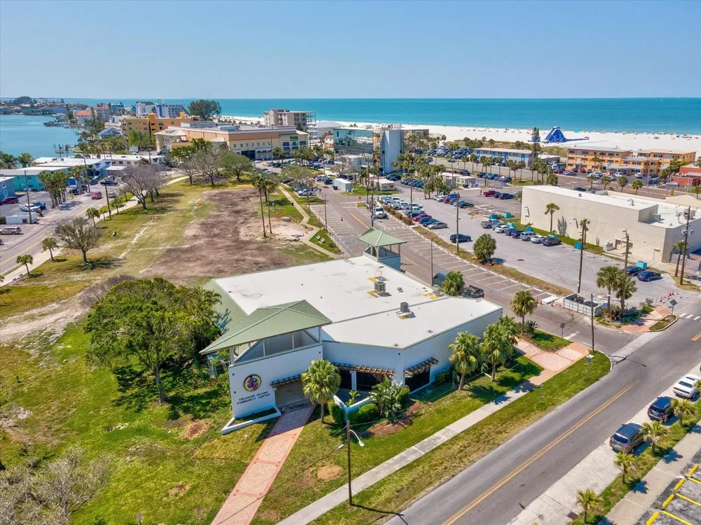 141 104TH AVENUE Treasure Island, FL 33706