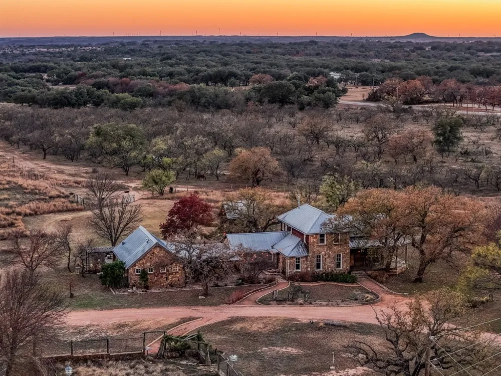 2969 County Road 422 Coleman, TX 76882