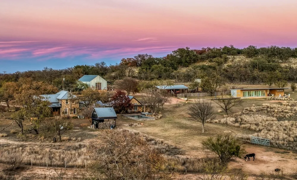 2969 County Road 422 Coleman, TX 76882