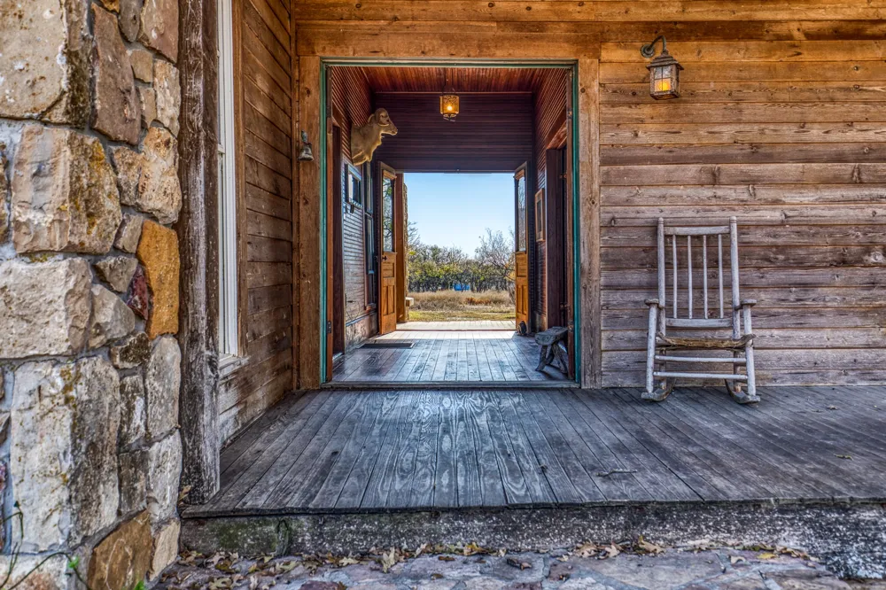 2969 County Road 422 Coleman, TX 76882