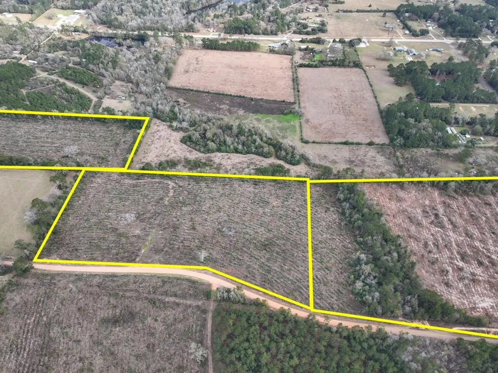 5 Cr 4590 Spurger, TX 77660