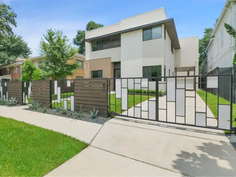 1912 Kipling Street