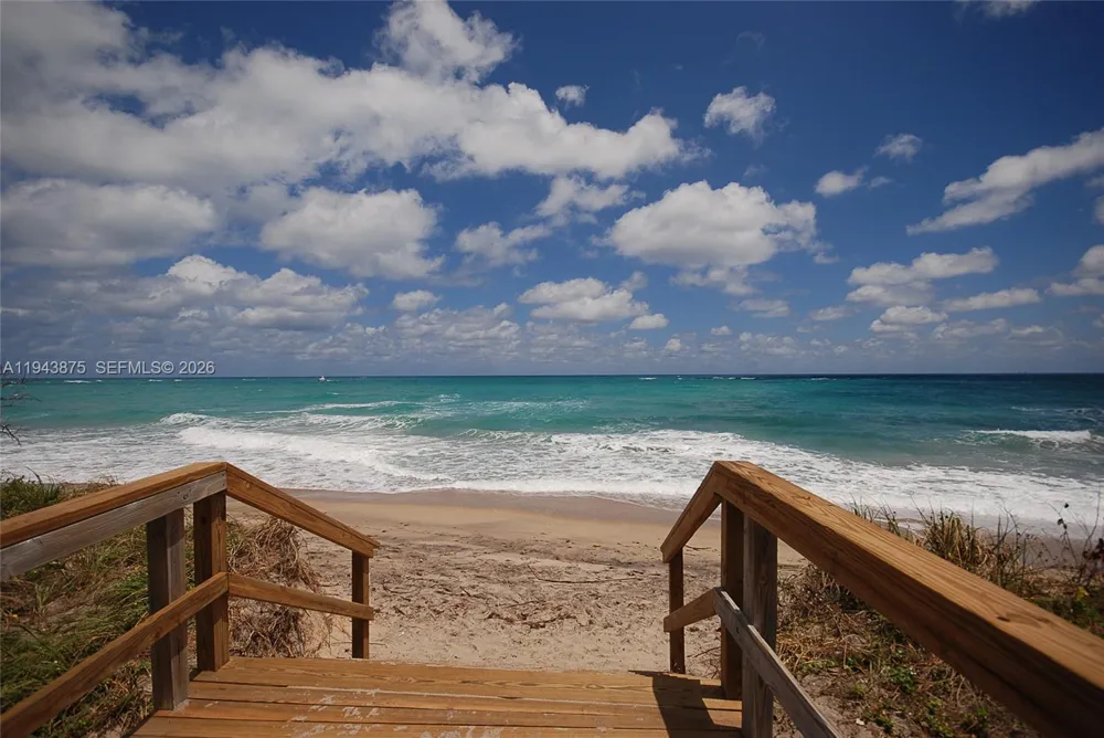 18011 Highway A1A Jupiter, FL 33477