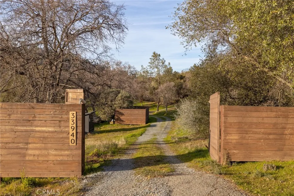 33940 Jennifer Way Coarsegold, CA 93614