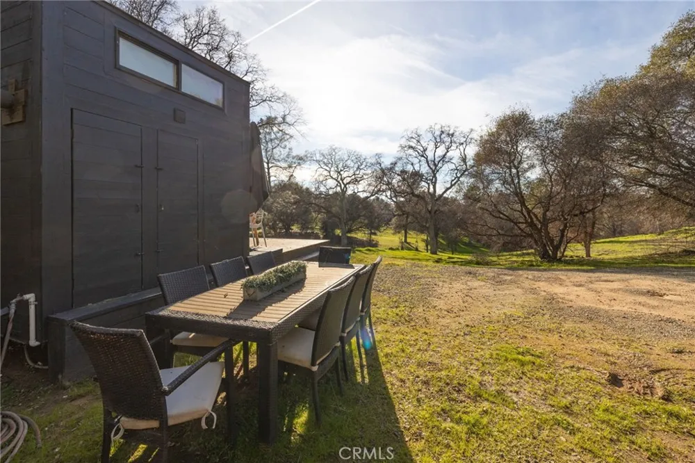 33940 Jennifer Way Coarsegold, CA 93614