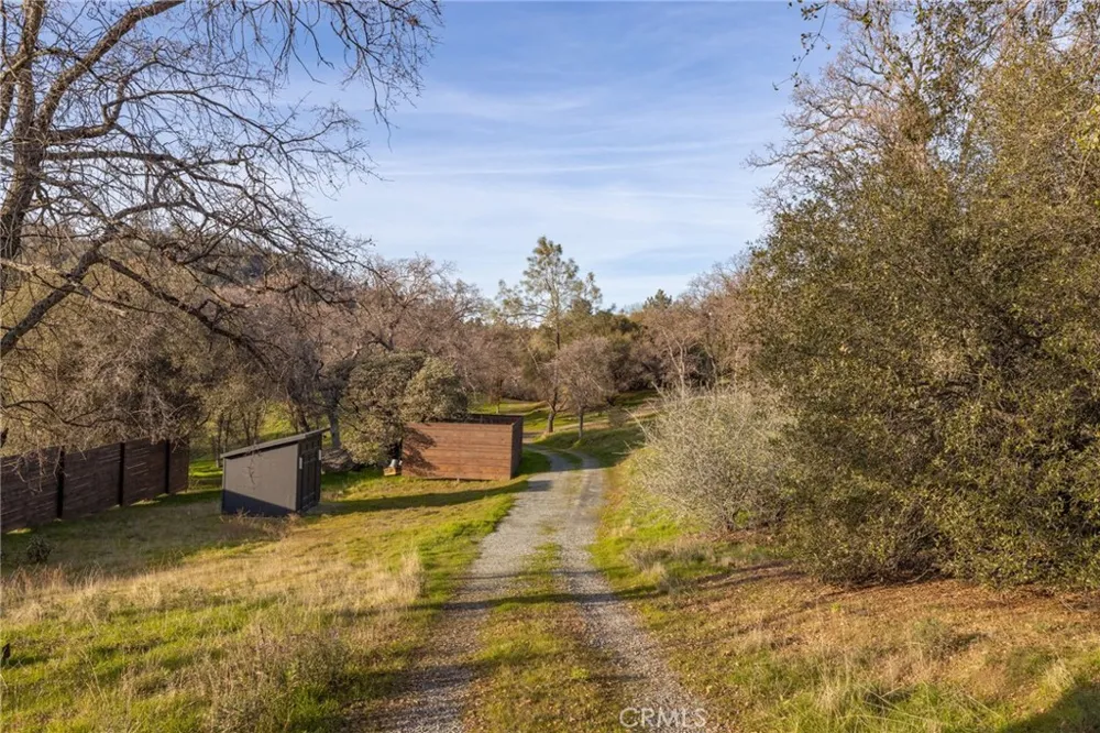 33940 Jennifer Way Coarsegold, CA 93614