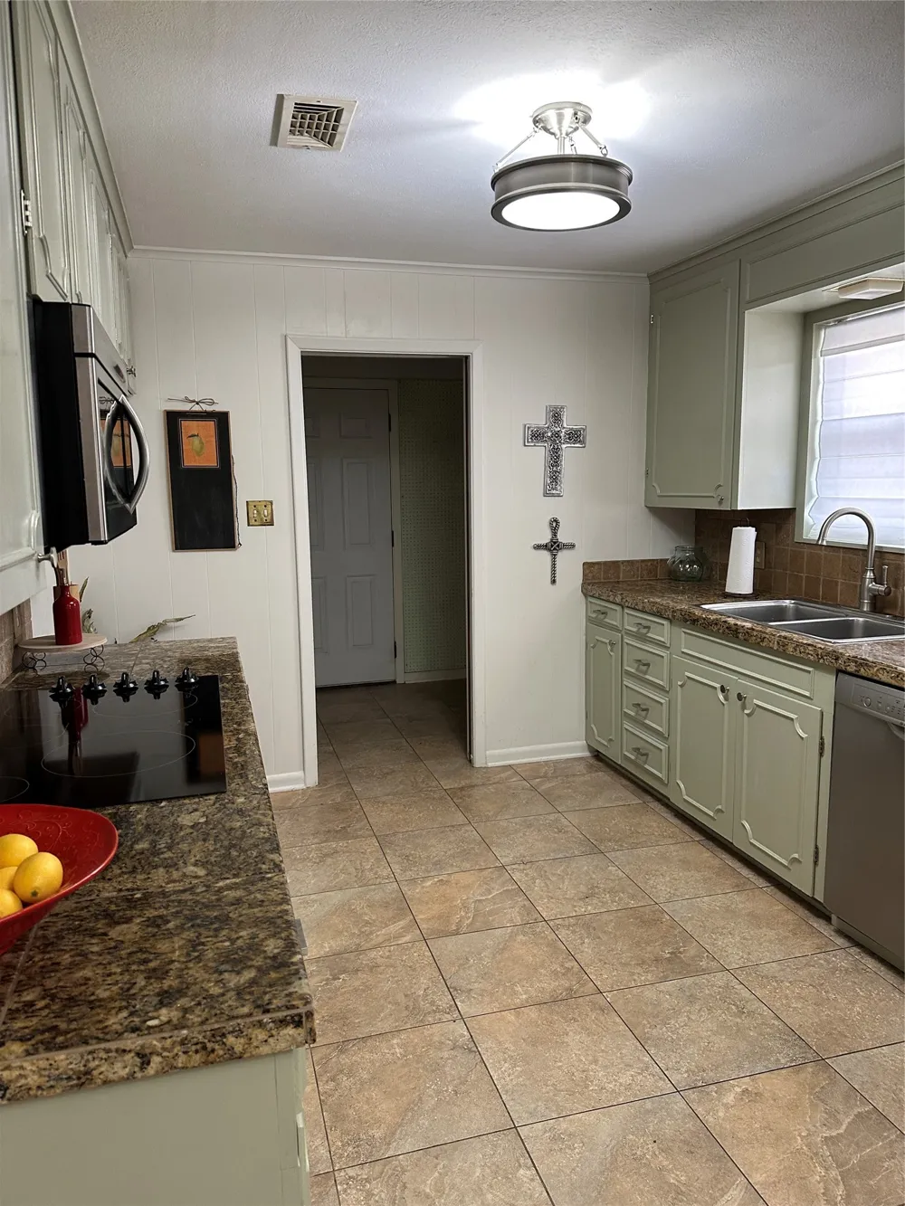 405 Elm Street Comanche, TX 76442