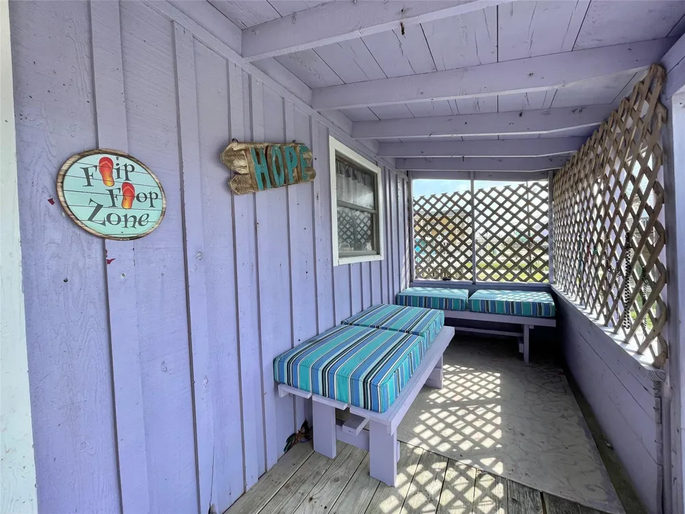 1111 Surf Drive Surfside Beach, TX 77541