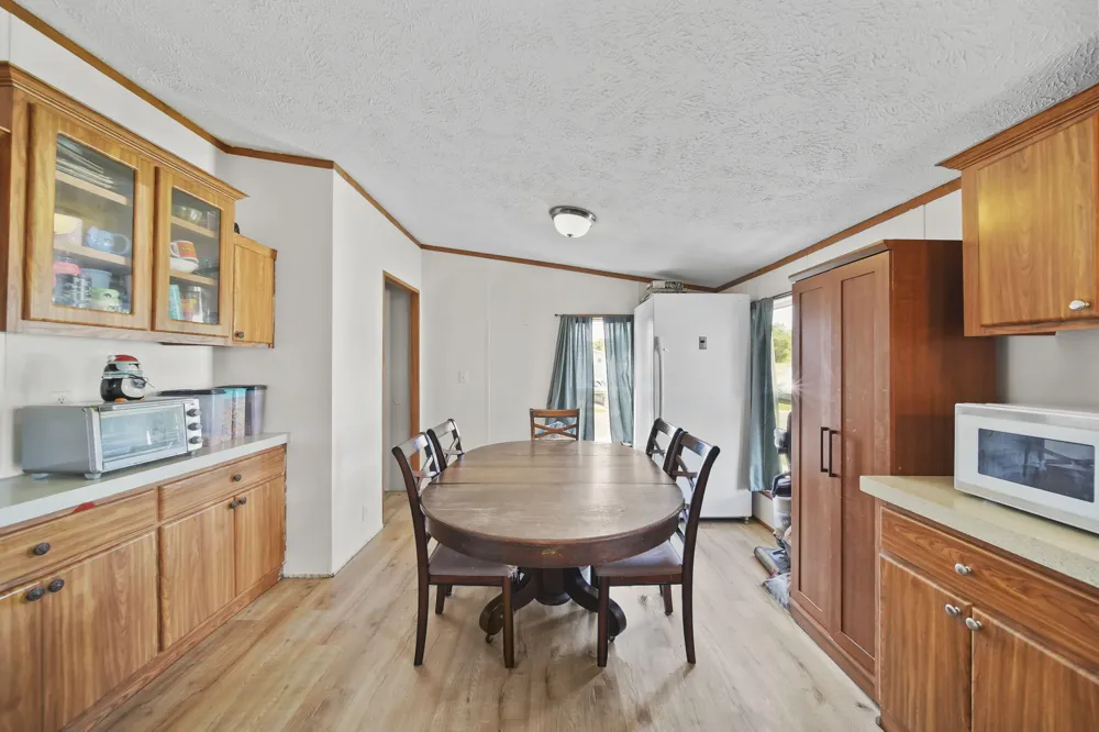 243 Kirk Adrian, MI 49221