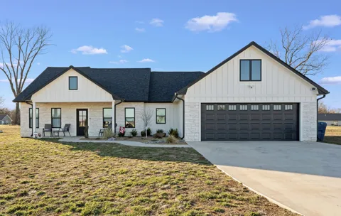 61500 Tarhe Trail