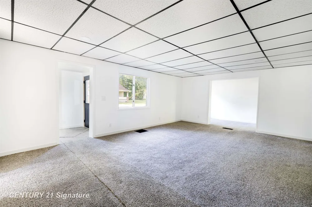 611 W 2nd Street Pinconning City, MI 48650