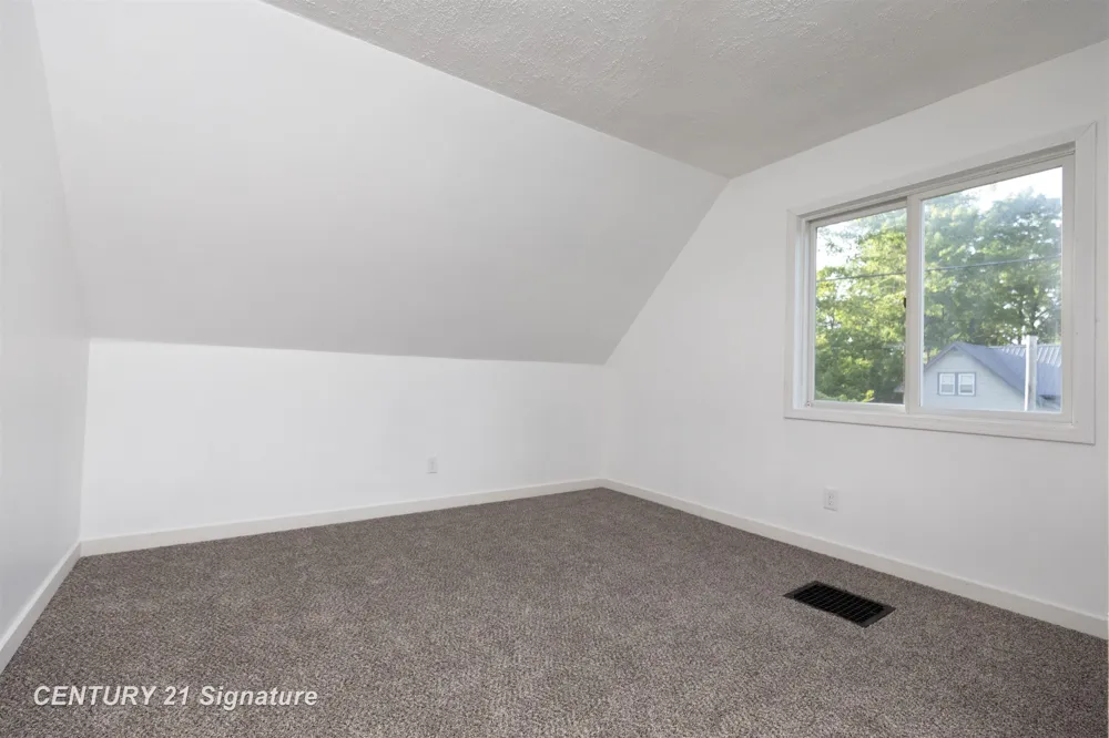 611 W 2nd Street Pinconning City, MI 48650