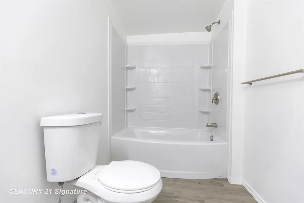 611 W 2nd Street Pinconning City, MI 48650
