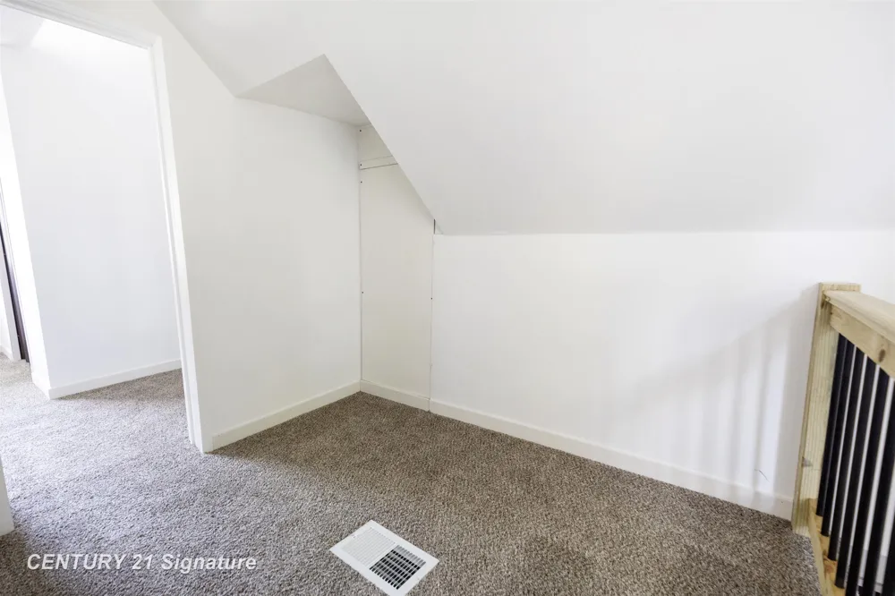 611 W 2nd Street Pinconning City, MI 48650