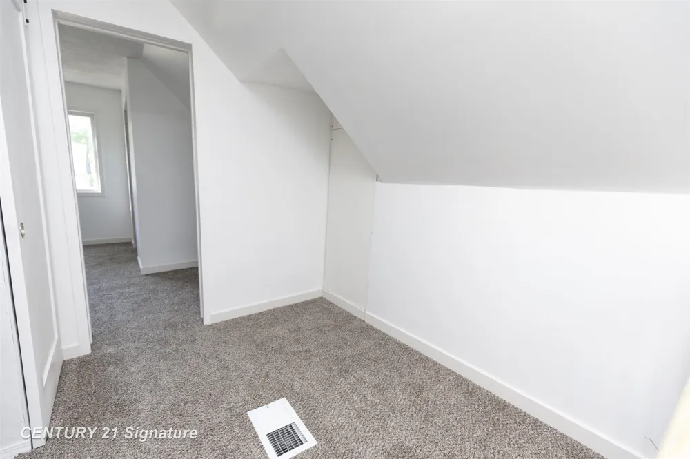 611 W 2nd Street Pinconning City, MI 48650
