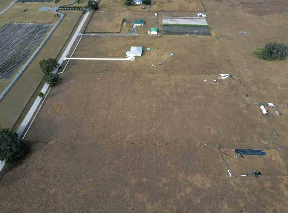 191 CR-482N Lake Panasoffkee, FL 33538