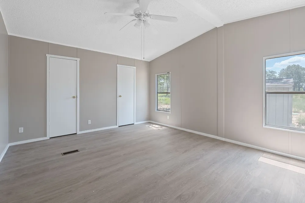 1385 Pettytown Road Dale, TX 78616