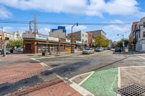 306-310 NEWARK AVE