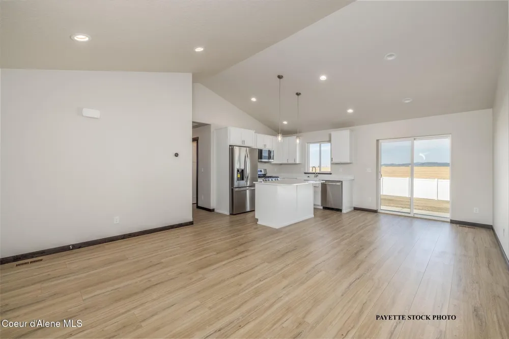 12157 Lennon Lane Rathdrum, ID 83858