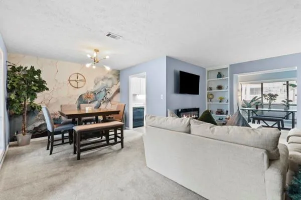 8740 Roswell Road #10B