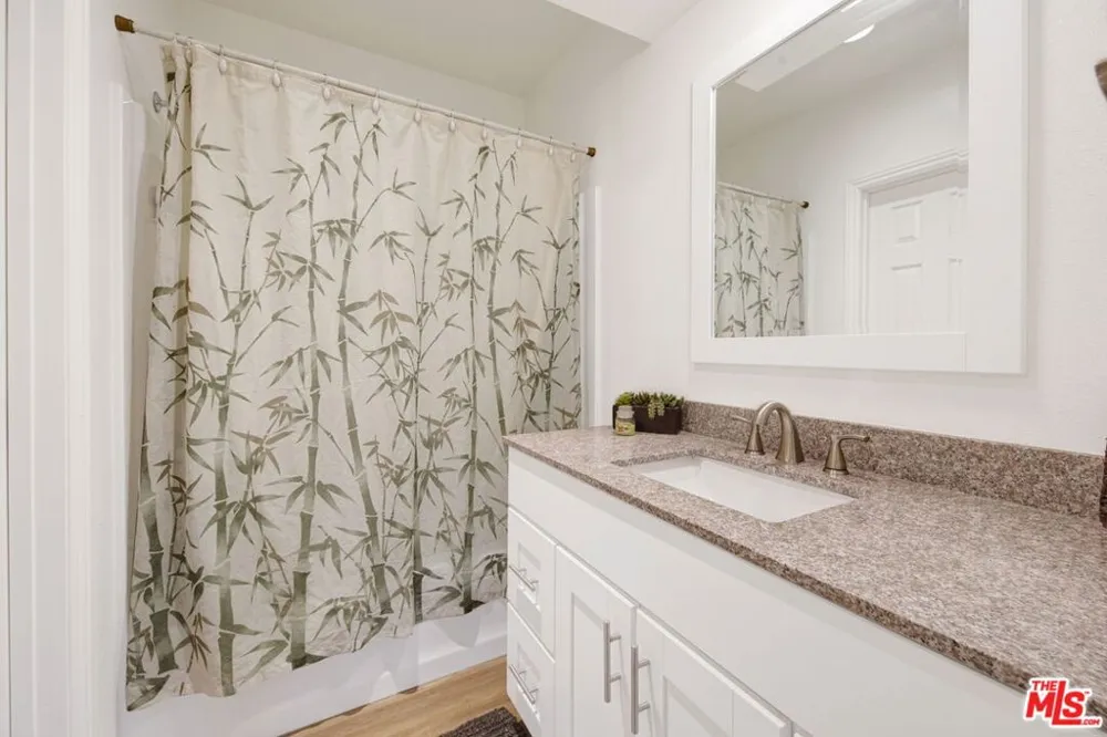 316 S Miraleste Drive #124 San Pedro, CA 90732