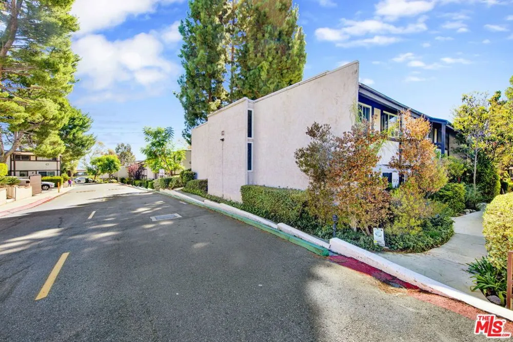 316 S Miraleste Drive #124 San Pedro, CA 90732