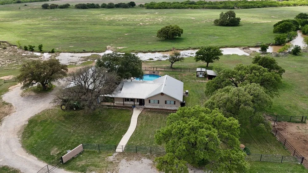6500 Fm 586 Bangs, TX 76823
