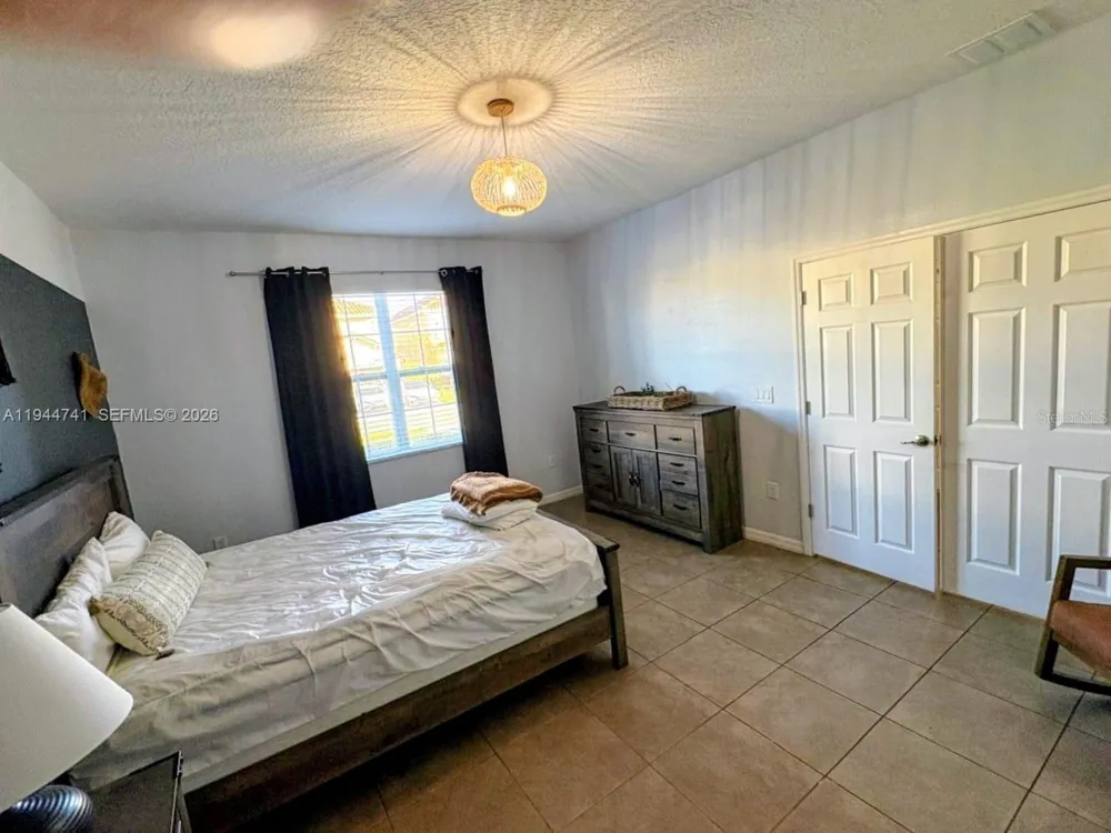4445 SHIVA LOOP #4445 Kissimmee, FL 34746