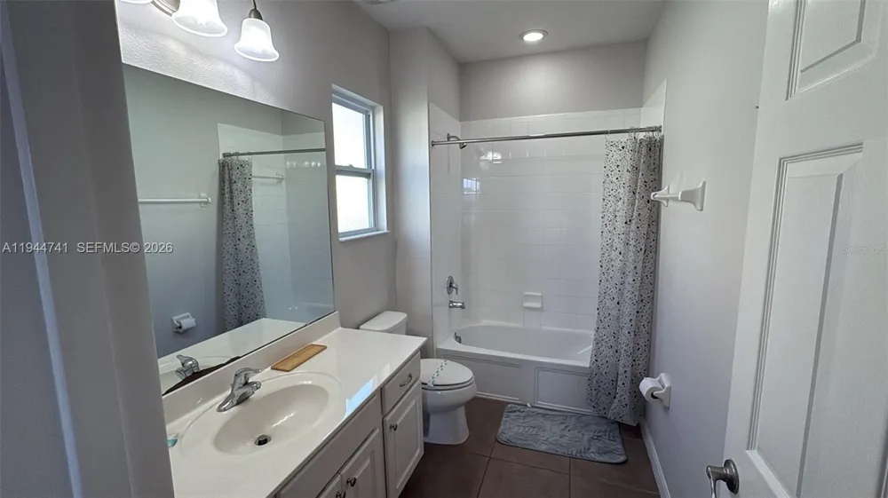 4445 SHIVA LOOP #4445 Kissimmee, FL 34746