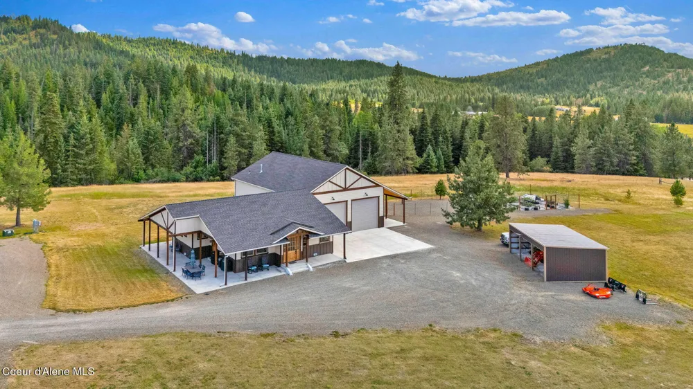 12194 E Rosewood Road St. Maries, ID 83861