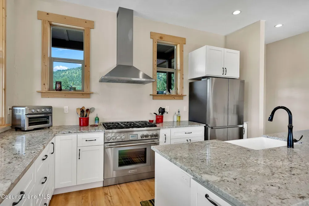 12194 E Rosewood Road St. Maries, ID 83861