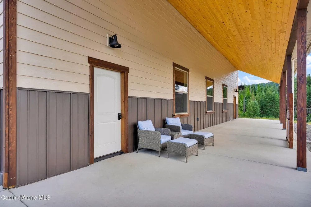 12194 E Rosewood Road St. Maries, ID 83861