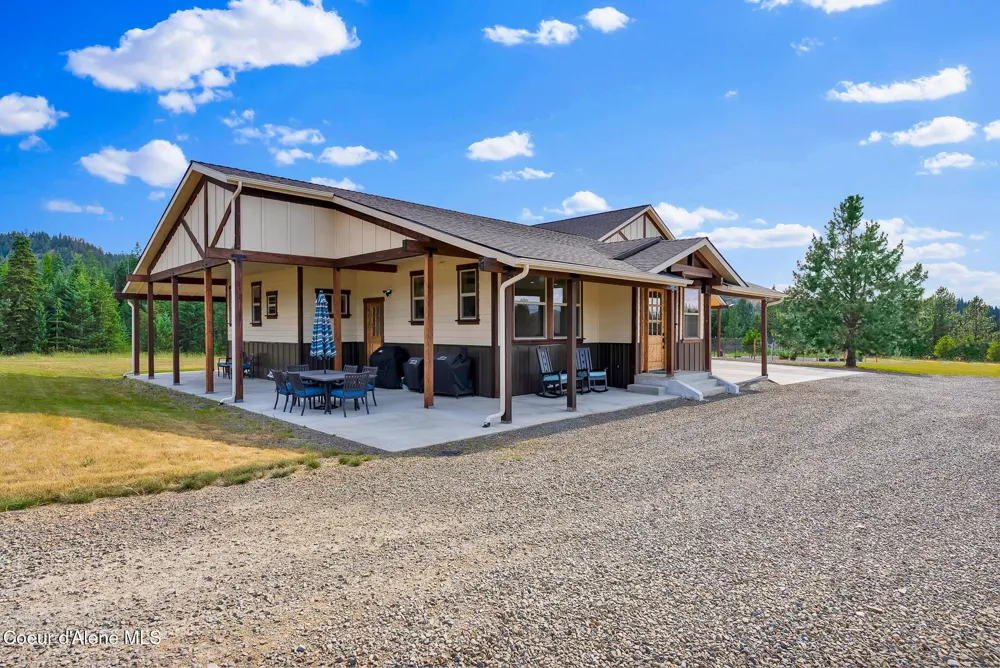 12194 E Rosewood Road St. Maries, ID 83861